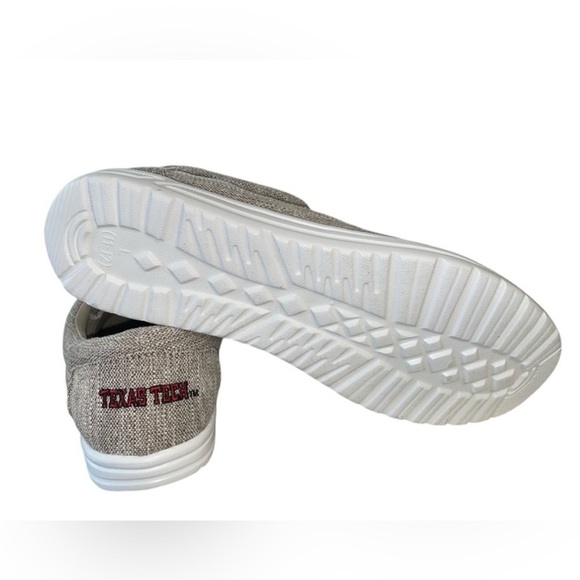 FOCO Men's NCAA College Team Logo
Lightweight Loafers
TEXAS TECH - Picture 4 of 4